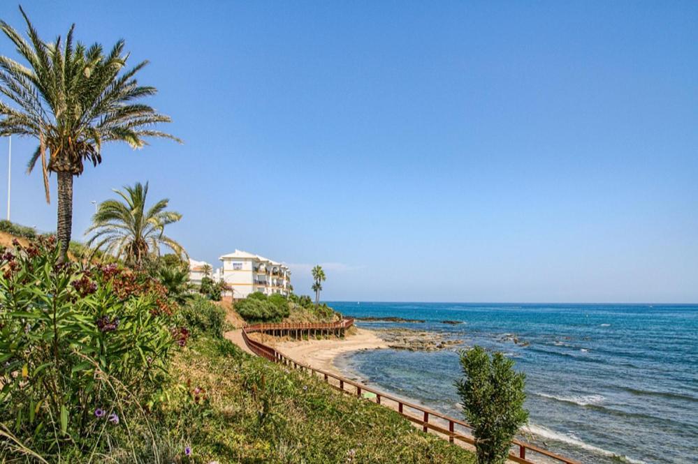 300M To The Beach ! Михас Екстериор снимка